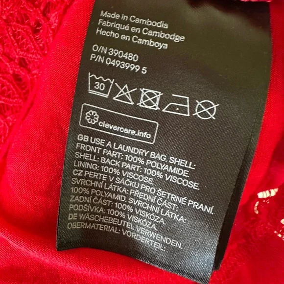 H&M Vibrant Red Lace Blouse - Picture 5 of 5